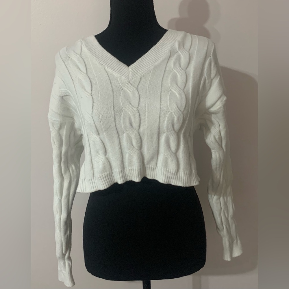 White Cable Knit V-Neck Crop Sweater